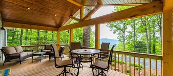 Fredelig og luksuriøs stue med spektakulær utsikt