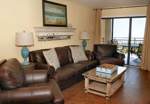 Smart-TV, DVD-Player, Bücher