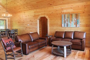 Smart TV, fireplace, DVD player