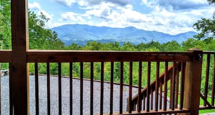 Brooke's Place * Deep Creek Area * - Luxury Cabin