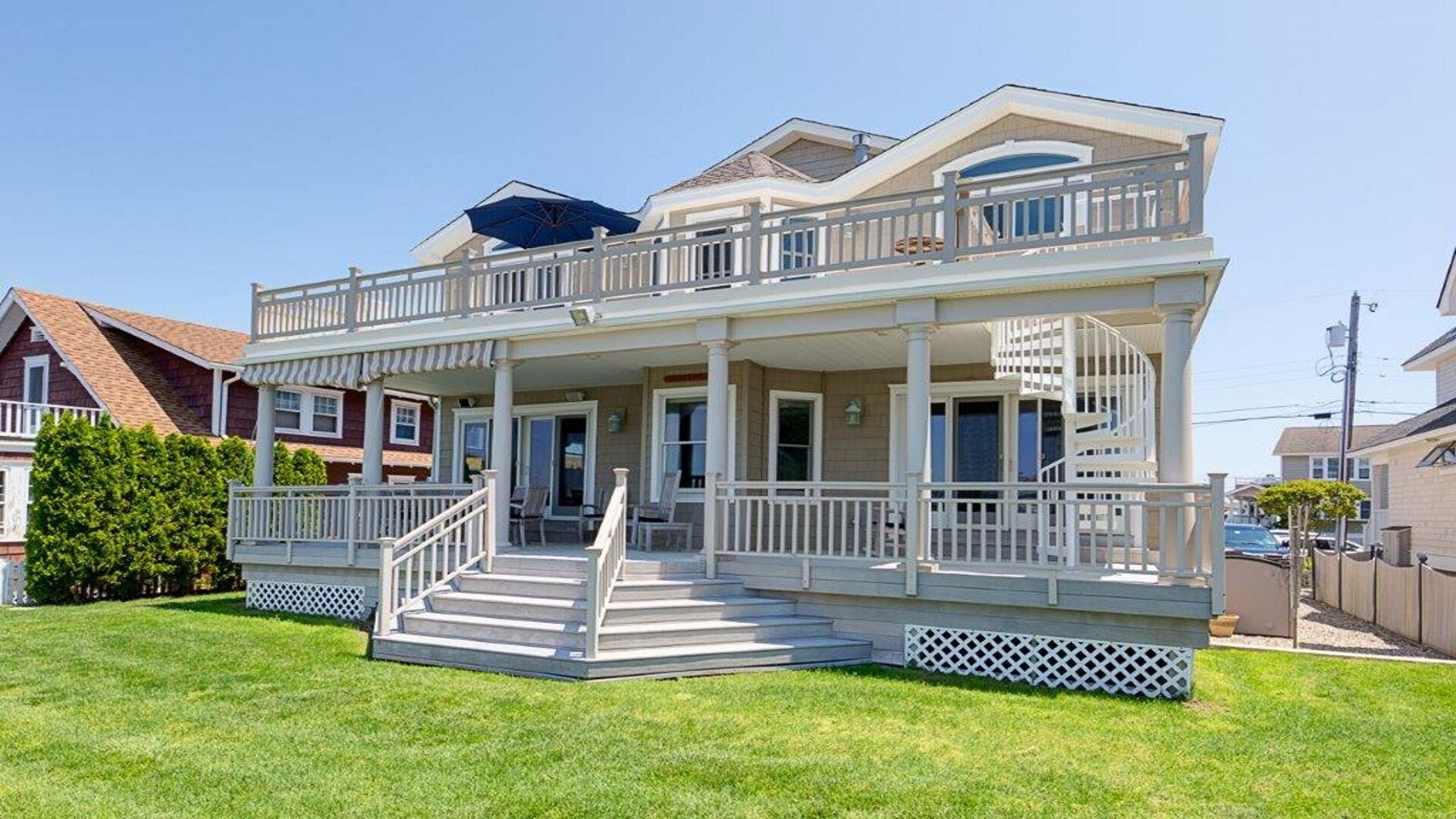 Beautiful Bayfront, Walk To Beach & Town, Paddle Board, Kayak