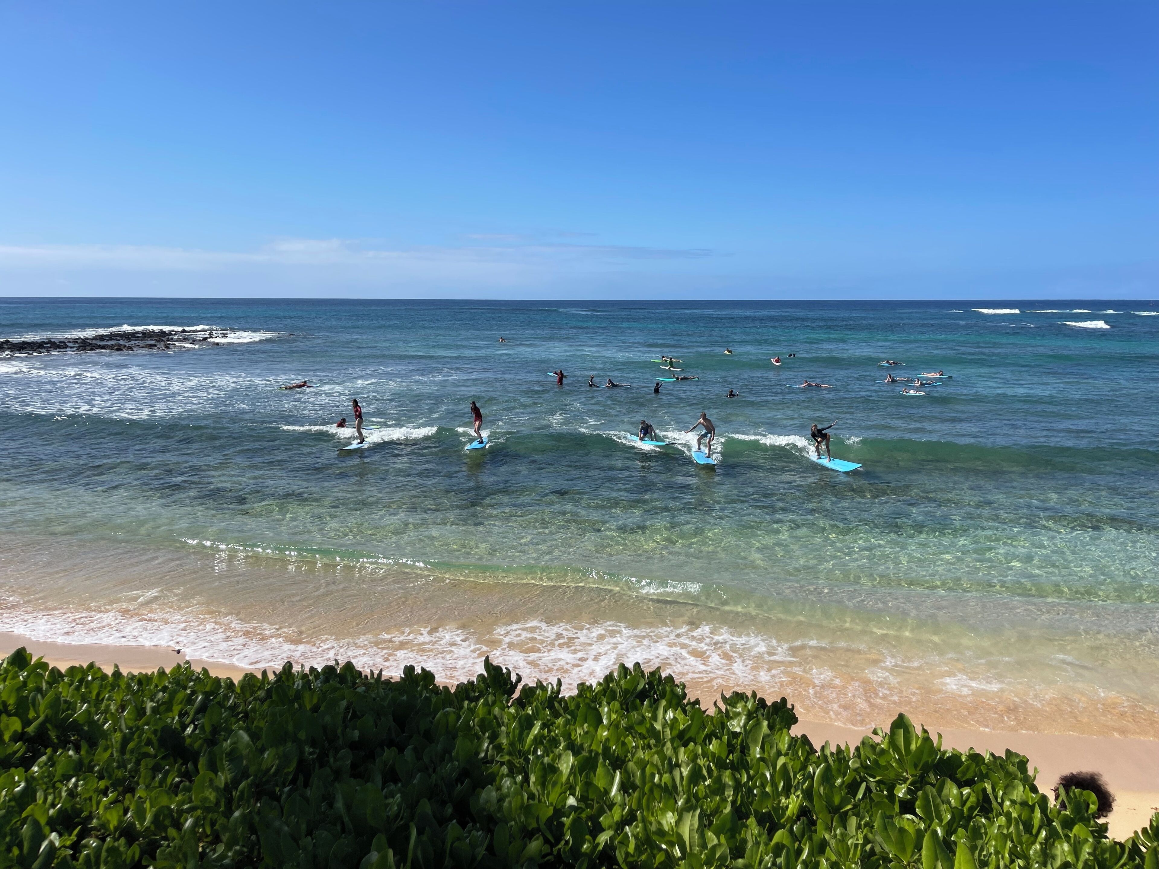 Beach nearby, sun loungers, beach towels