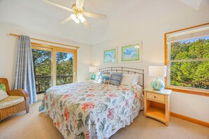 6 bedrooms, free WiFi, bed sheets