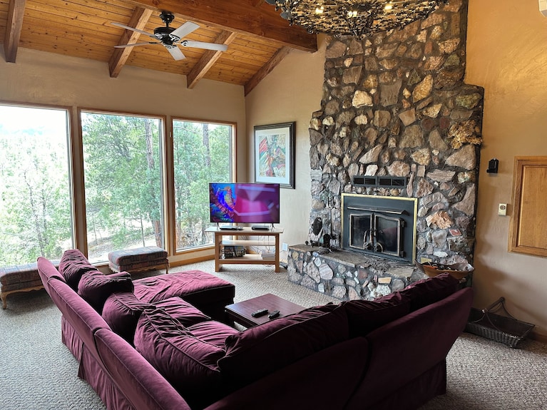 Breathtaking Views Of Mogollon Rim From Large Mountain Home - Payson, AZ