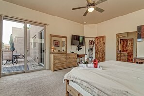 3 slaapkamers, een strijkplank/strijkijzer, reisbedje, gratis wifi