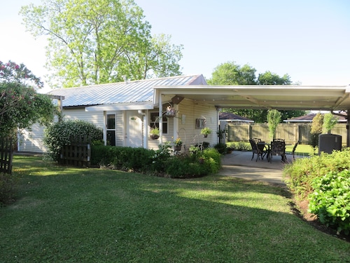 Mardi Gras Cottage, 4 km to French Quarter