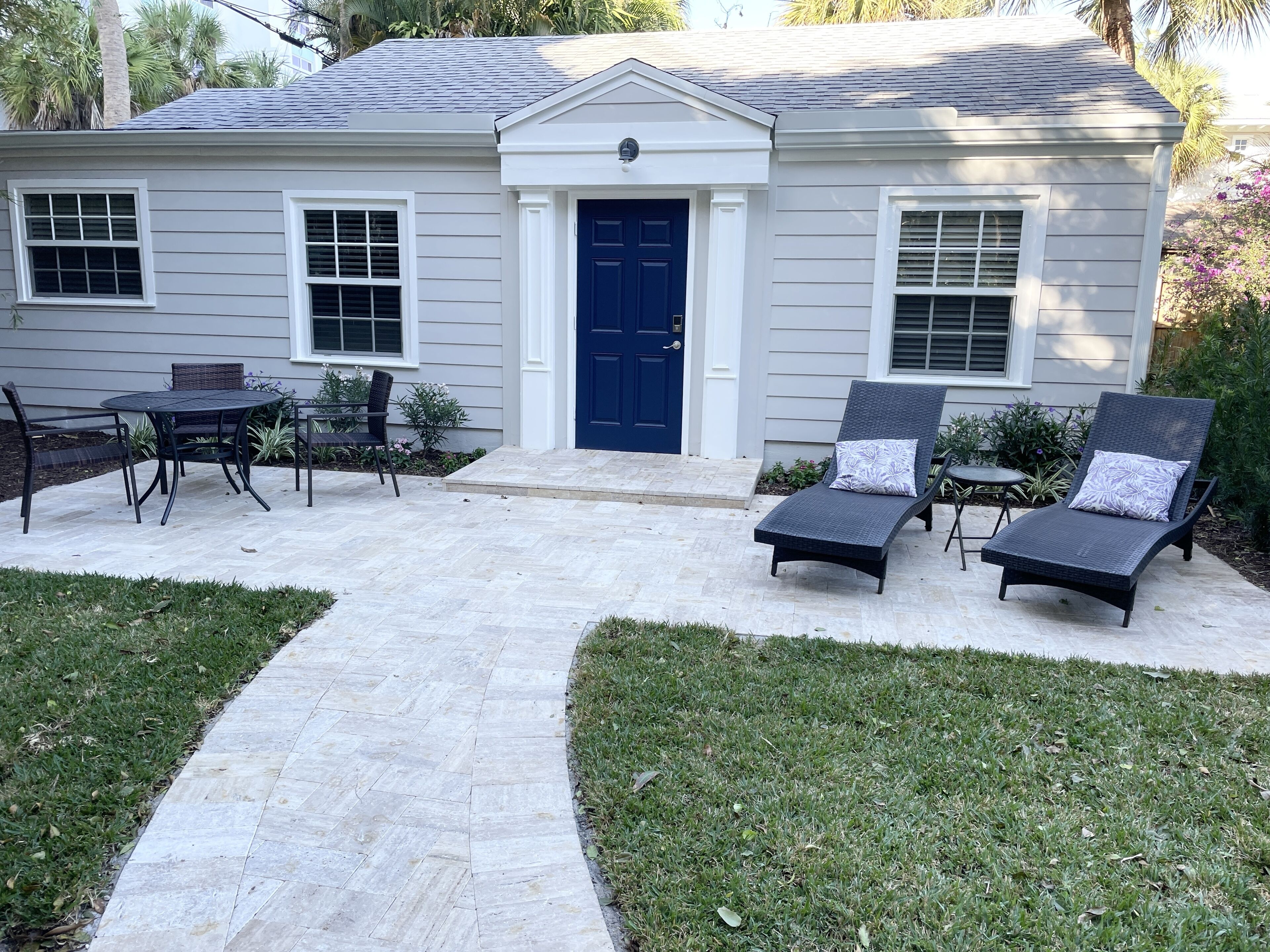 Downtown Delray Cottage-Walk to everything!