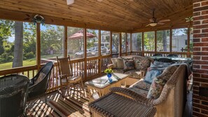 Property grounds - 240' Private Beachfront @Kent Island Love Point - Great for Large Groups (stevensville)