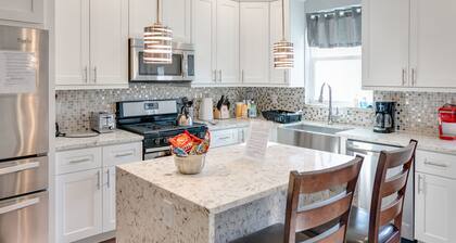 Tout nouveau patio 4BD / 3Bath et immense terrasse sur le toit. Vues incroyables!