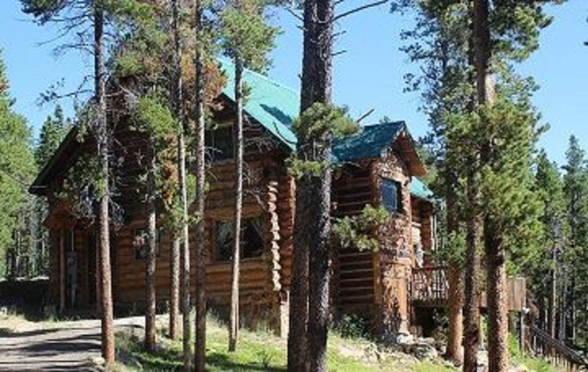 The Perfect Mountain Cabin 22-ZONE3275