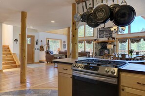 Interior - Cedar View Lodge- Scenic Sandpoint area mountain home, in secluded location.  (Sagle)