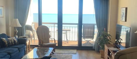 Televisión y reproductor de DVD