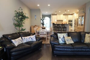 Smart TV, fireplace, video games, DVD player - Upscale Beach & Golf Getaway At Bayside Resort (Selbyville)