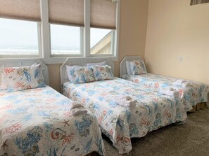 4 bedrooms, free WiFi, bed sheets