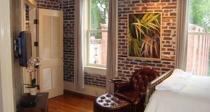 Quaint Studio Loft in the Heart of Downtown Beaufort