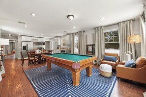 Spielezimmer