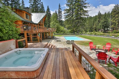 Heaven Can Wait Lodge ~ Riverfront Estate on 12 Private Acres ~ Expansive Views