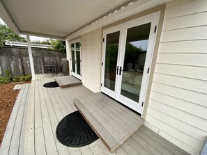 Exterior detail - Comfortable Family Beach House, Steps from the Beach (Stinson Beach)