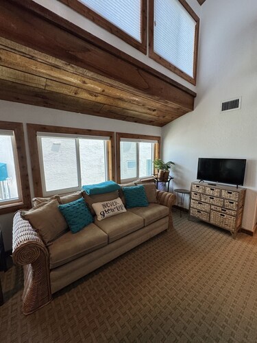 Beachfront-Directly on the Sand - Sunset Beach, Treasure Island, Florida