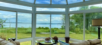 Executive Lakefront Home 30 Minutes From Madison!