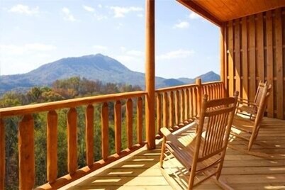 Unforgettable View for a Perfect Getaway! Come make Memories!