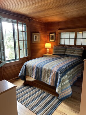 2 bedrooms, free WiFi, bed sheets - Longs Peak View, walk to downtown, historic charm (Estes Park)