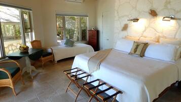 3 bedrooms, in-room safe, desk, iron/ironing board