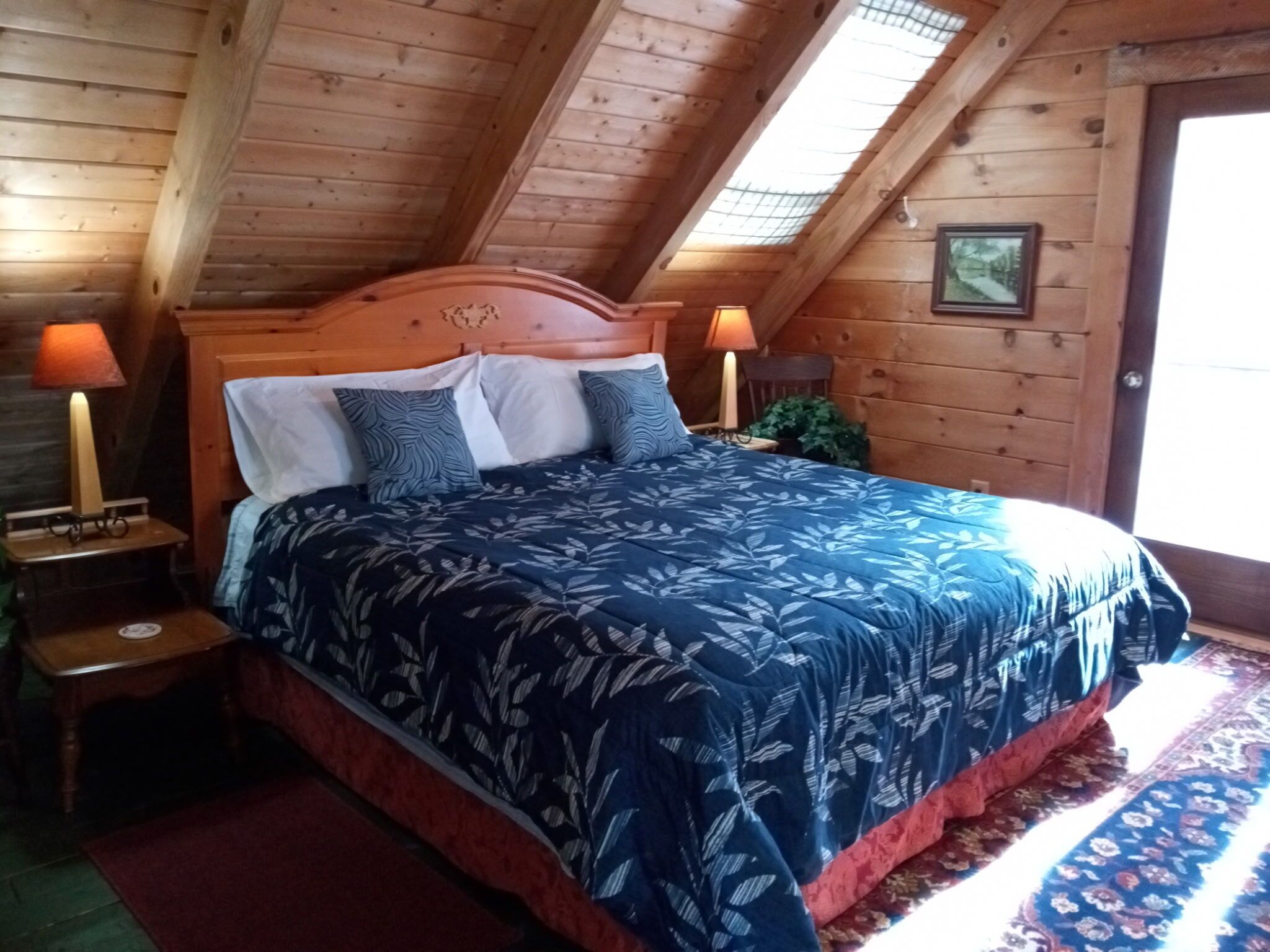 3 bedrooms, iron/ironing board, bed sheets