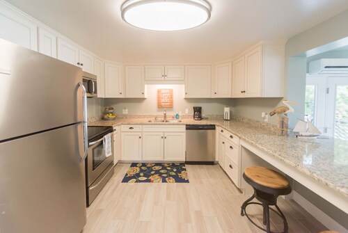 Lakeside Retreat at Kentucky Lake