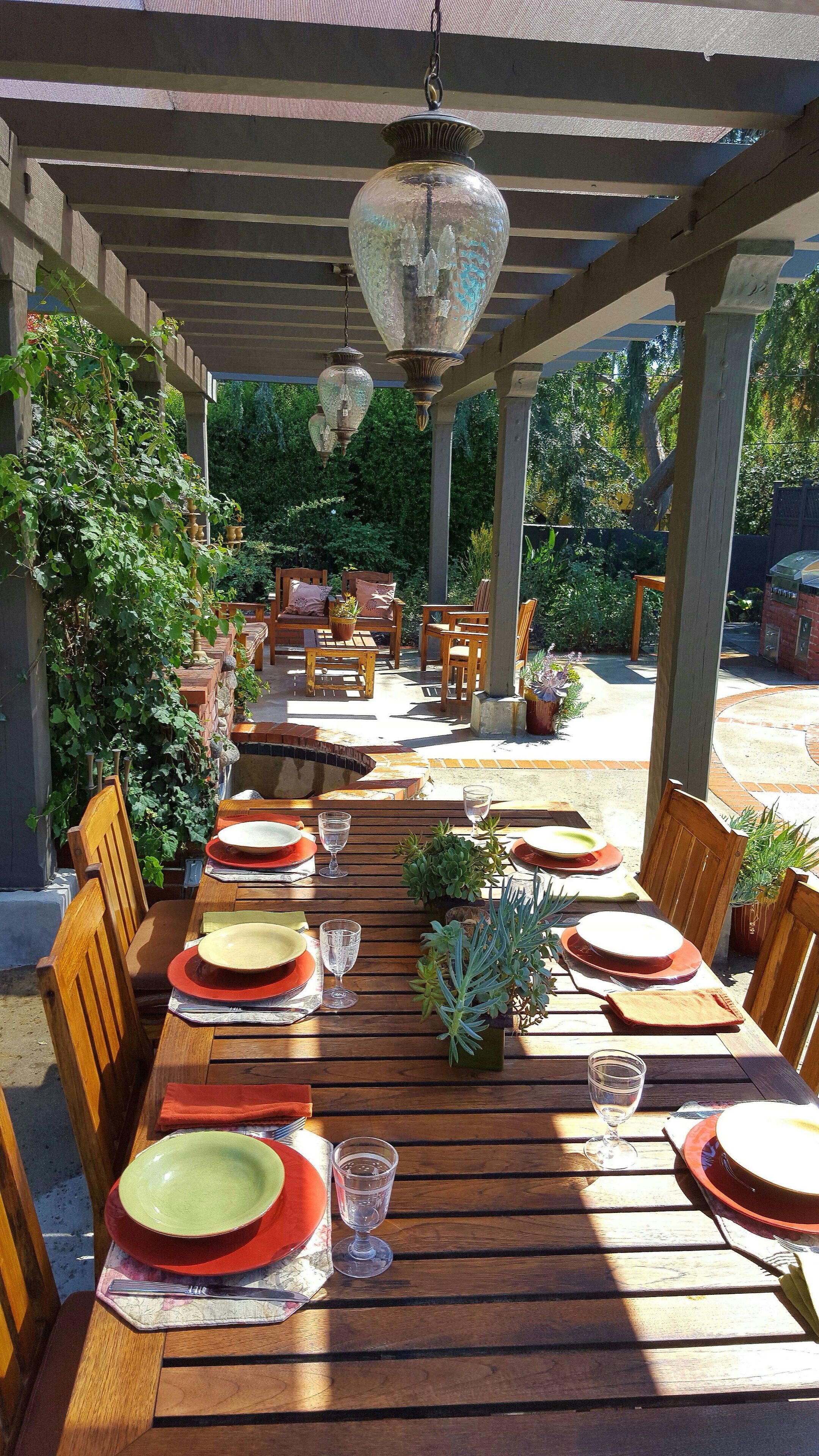 Outdoor dining