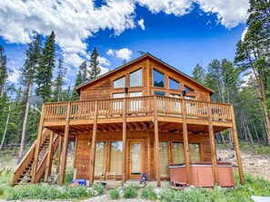 Exterior - Family Friendly Home w/ Game Room, Hot Tub, Telescope, Starlink Internet - Lunar View (Fairplay)
