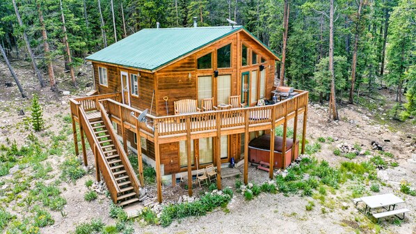 Exterior - Family Friendly Home w/ Game Room, Hot Tub, Telescope, Starlink Internet - Lunar View (Fairplay)