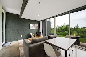 Interior - AIA Award Flat · King Bed · Walk to Egg Harbor (Egg Harbor)
