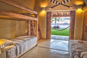 5 chambres, bureau, fer et planche à repasser, Wi-Fi