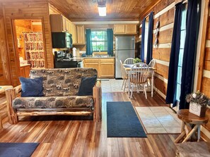 Interior - Peaceful, extremely clean Treehouse  cottage 10 min. from National Park entrance (Townsend)