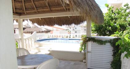 El Pajarito Luxury Apartment with Pool and Detached Studio discount available