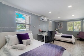 4 bedrooms, desk, iron/ironing board, travel cot