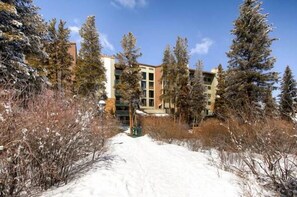 Exterior - Best location in Breckenridge - Downtown - Ski In Ski Out - 1 Bedroom Condo (Breckenridge)