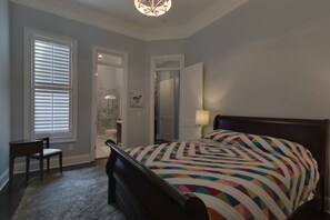 2 habitaciones, tabla de planchar con plancha y wifi gratis 