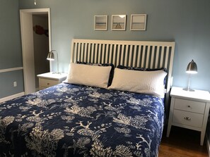 3 bedrooms, iron/ironing board, travel crib, free WiFi