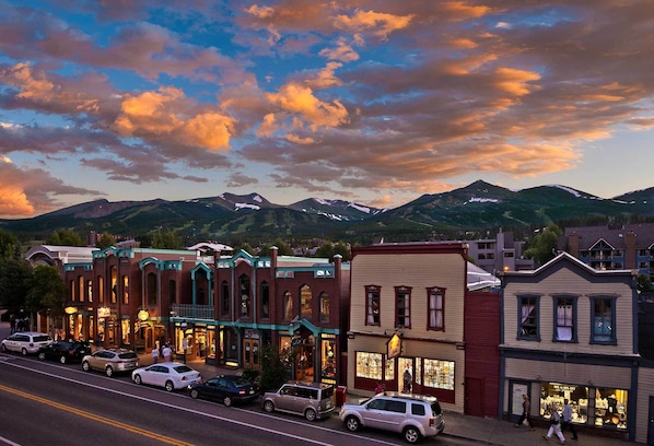 Exterior - Gorgeously remodeled Condo with great location! (Breckenridge)