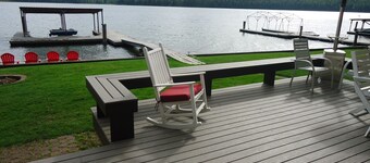 Cabina sul lungomare del lago di Priest