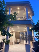 Fachada da propriedade