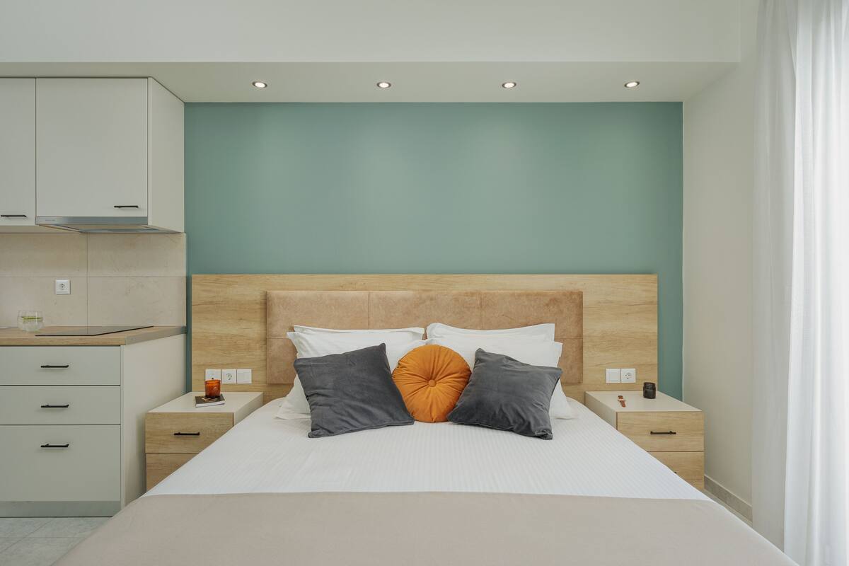 Deluxe Double Studio, Sea View | Tirai kedap cahaya, kedap suara, Wi-Fi gratis, dan seprai linen