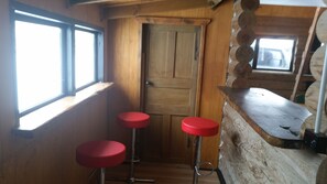 Stovetop, toaster, cookware/dishes/utensils