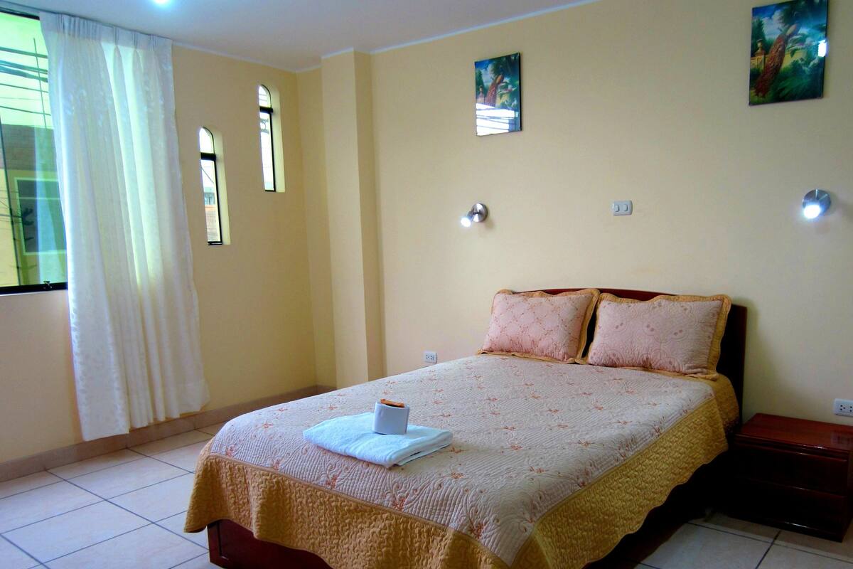Classic Room, 1 Double Bed, Non Smoking, City View | Individually furnished, desk, free WiFi