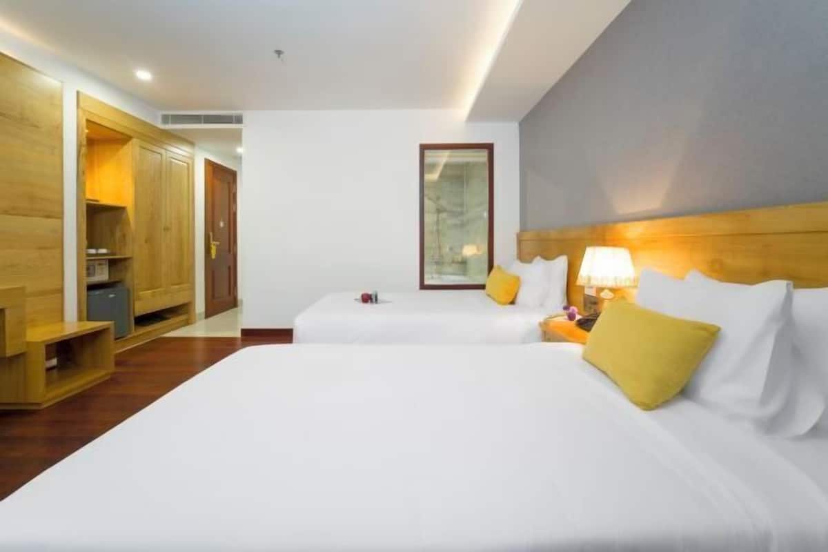 1 bedroom, minibar, in-room safe, desk