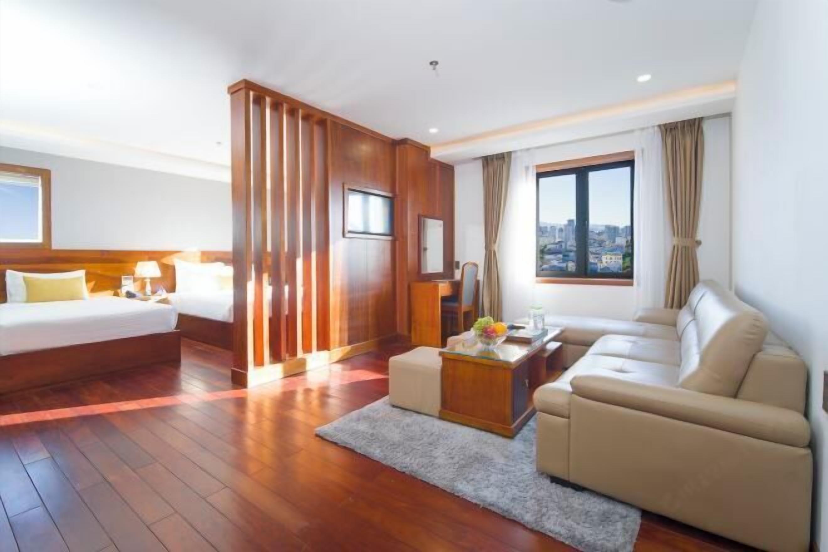 Minibar, in-room safe, desk, blackout curtains