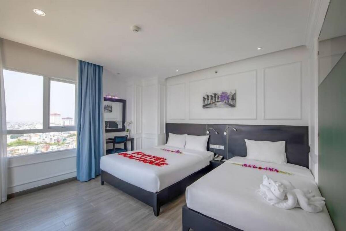 Minibar, caja fuerte, wifi gratis