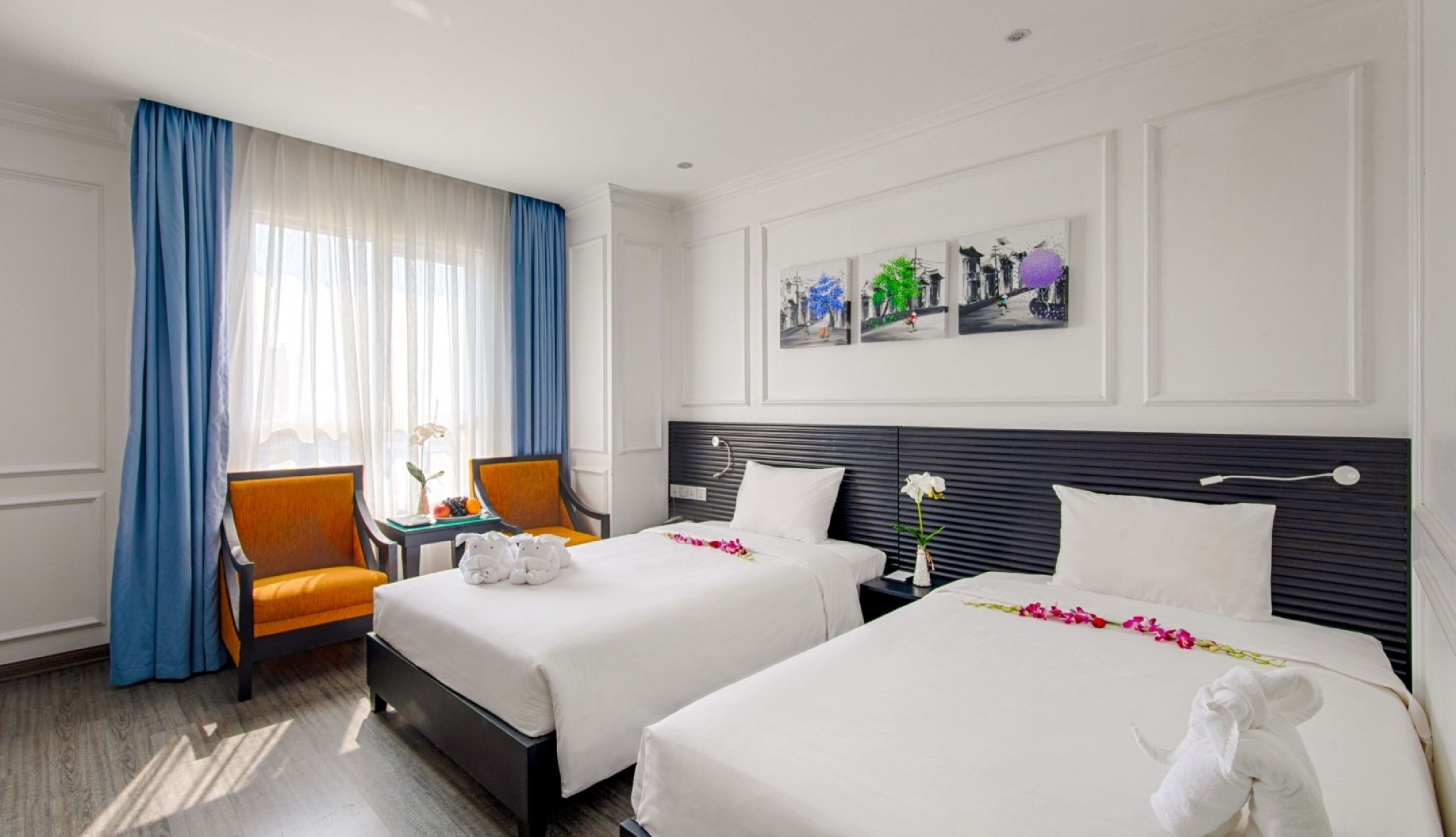 deluxe twin room, city view | 1 bedroom, minibar, in-room safe, free wifi